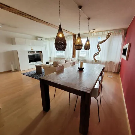 Boutique Next To Stadium Letzigrund - By Airhome